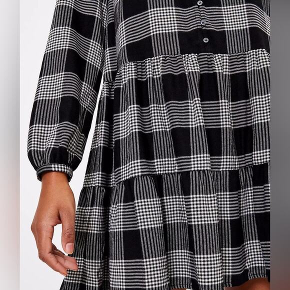 NWT LOFT‎ Black White Petite Plaid Puff Sleeve Swing Dress Size 4 NEW Preppy - Picture 3 of 16